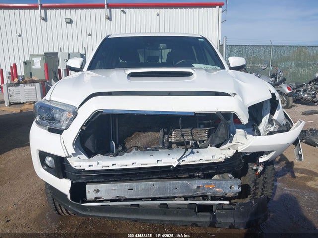 3TMCZ5AN3KM287795 Toyota Tacoma Trd Sport