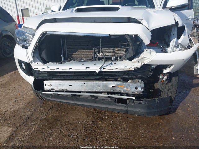 3TMCZ5AN3KM287795 Toyota Tacoma Trd Sport
