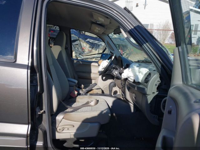 2006 JEEP LIBERTY 1J4GL48K96W174751 Photo 4