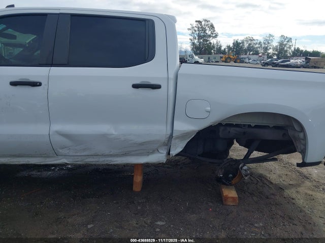 3GCPWBEH5KG175317 Chevrolet Silverado 1500 Custom
