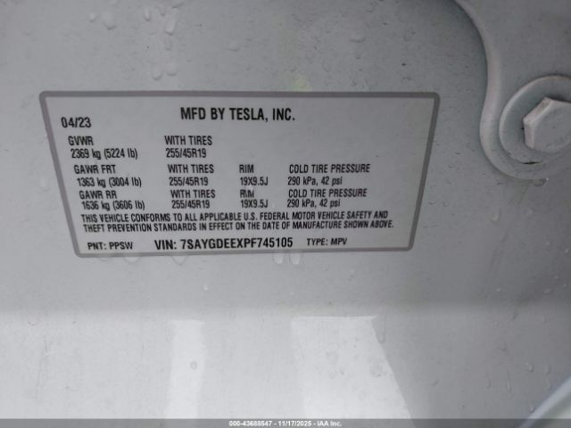 2023 TESLA MODEL Y 7SAYGDEEXPF745105 Photo 8
