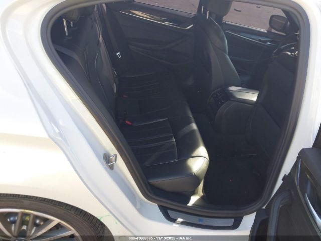 2018 BMW 530E WBAJA9C51JB034092 Photo 7