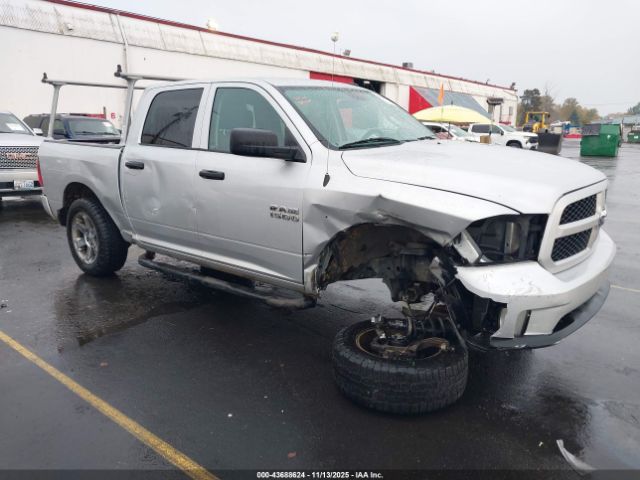 2014 RAM 1500 3C6RR7KT3EG201589