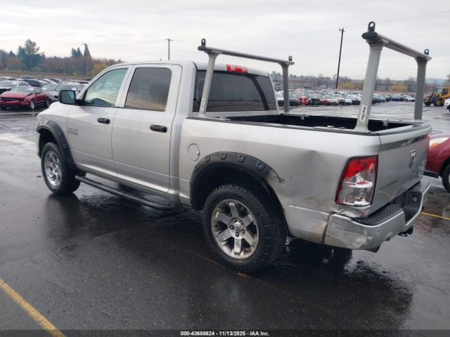 2014 RAM 1500 3C6RR7KT3EG201589 Photo 2