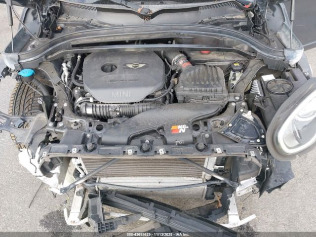 2017 MINI COUNTRYMAN WMZYT5C32H3D80047 Photo 9