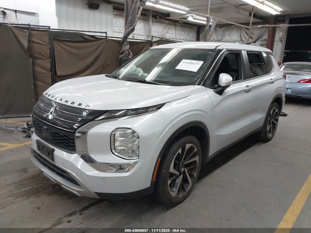 2024 MITSUBISHI OUTLANDER JA4J3VA8XRZ053286 Photo 1