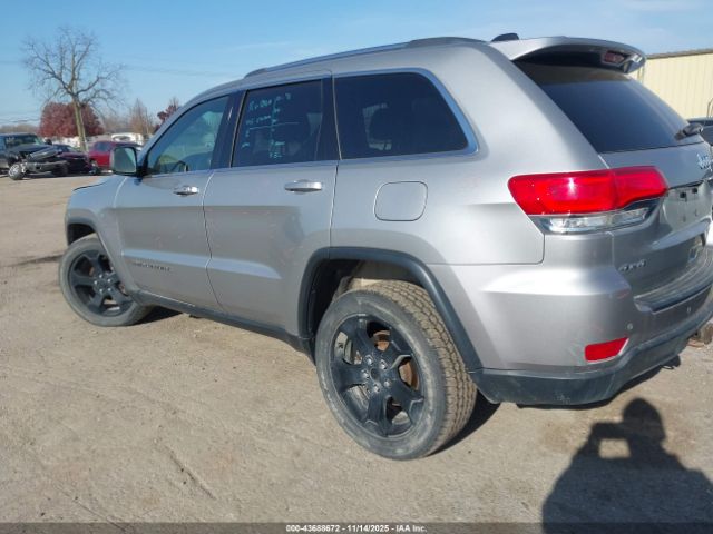 2017 JEEP GRAND CHEROKEE 1C4RJFAGXHC947947 Photo 2