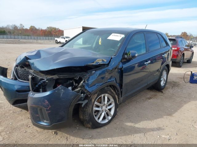 2014 KIA SORENTO 5XYKT3A66EG511895 Photo 1