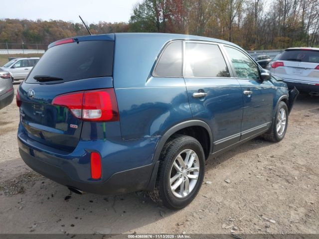 2014 KIA SORENTO 5XYKT3A66EG511895 Photo 3
