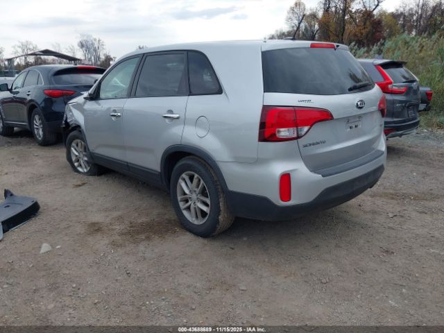 2014 KIA SORENTO 5XYKTCA69EG549976 Photo 2