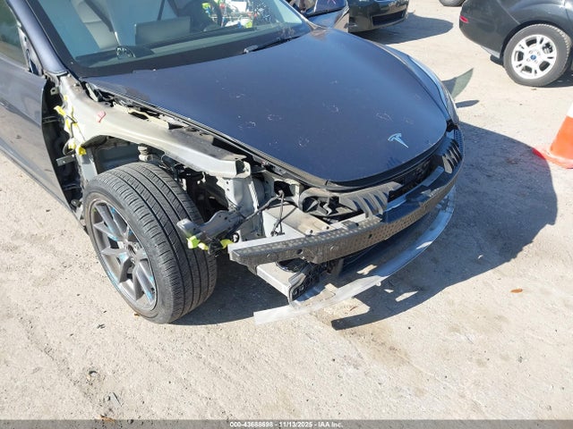 2022 TESLA MODEL 3 5YJ3E1EBXNF277620 Photo 5
