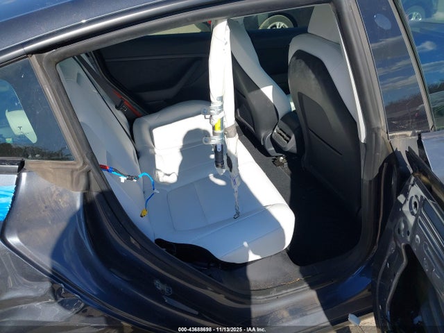 2022 TESLA MODEL 3 5YJ3E1EBXNF277620 Photo 7