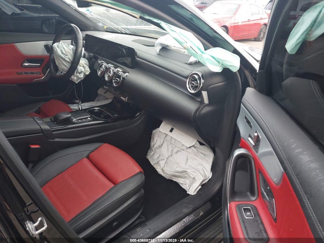 W1K3G4EB7MJ272660 Mercedes-Benz A 220