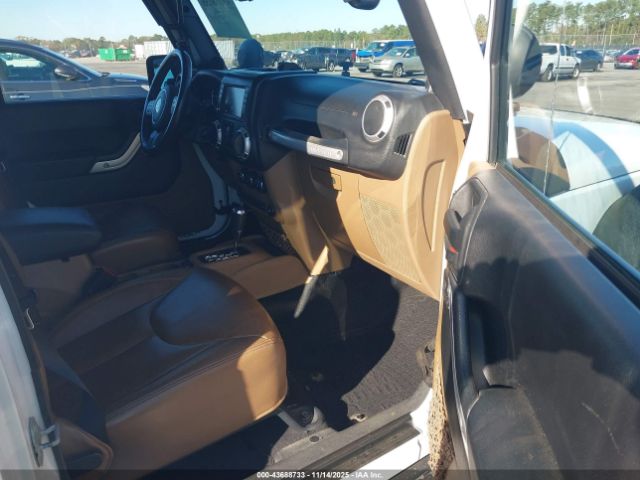 2014 JEEP WRANGLER UNLIMITED 1C4BJWEG0EL278126 Photo 4