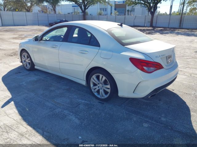 2016 MERCEDES-BENZ CLA 250 WDDSJ4EB8GN330365 Photo 2