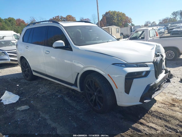 2023 BMW X7 5UX23EM01P9N95968