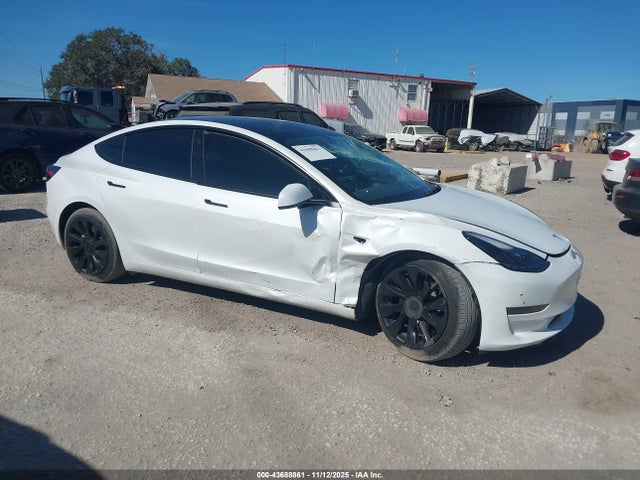 2023 TESLA MODEL 3 5YJ3E1EA0PF556603 Photo 0