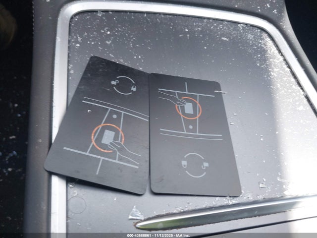 2023 TESLA MODEL 3 5YJ3E1EA0PF556603 Photo 10