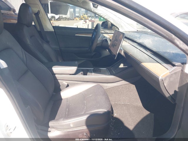 2023 TESLA MODEL 3 5YJ3E1EA0PF556603 Photo 4