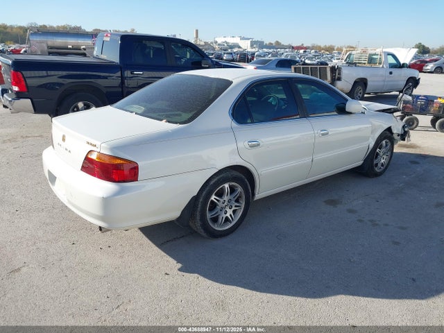 43688947 :رقم المزاد ، 19UUA56671A018032 vin ، 2001 Acura Tl 3.2 مزاد بيع