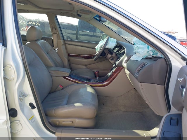 43688947 :رقم المزاد ، 19UUA56671A018032 vin ، 2001 Acura Tl 3.2 مزاد بيع