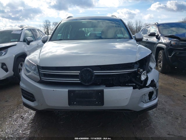 Продаж на аукціоні авто 2017 Volkswagen Tiguan 2.0t/2.0t S, vin: WVGBV7AX7HK043552, номер лоту: 43688958