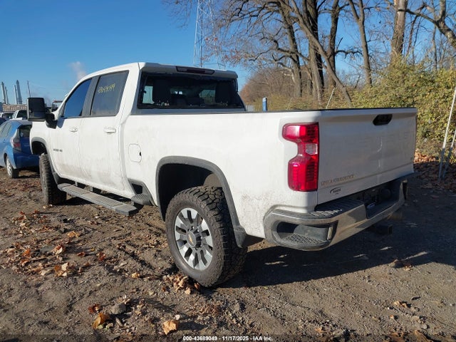 2022 CHEVROLET SILVERADO 3500HD 1GC4YTEY0NF132755 Photo 2