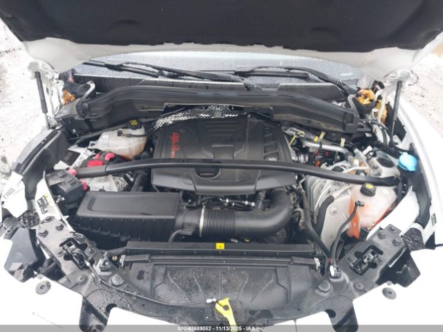 2021 ALFA ROMEO STELVIO ZASPAKBN6M7D15034 Photo 9