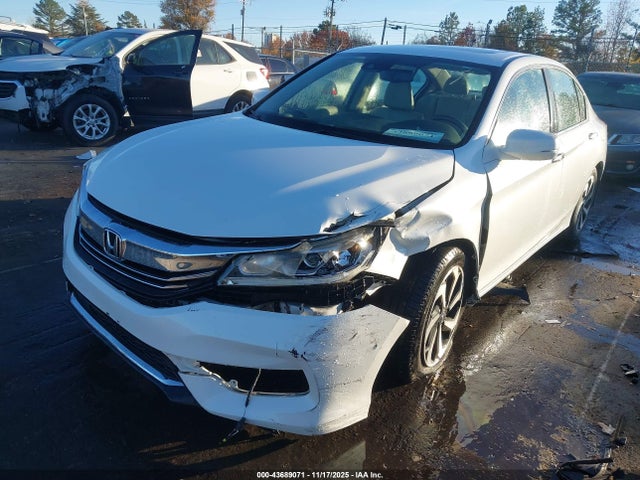 Aukcja sprzedaży 2017 Honda Accord Ex-l V6, vin: 1HGCR3F05HA008386, numer aukcji: 43689071