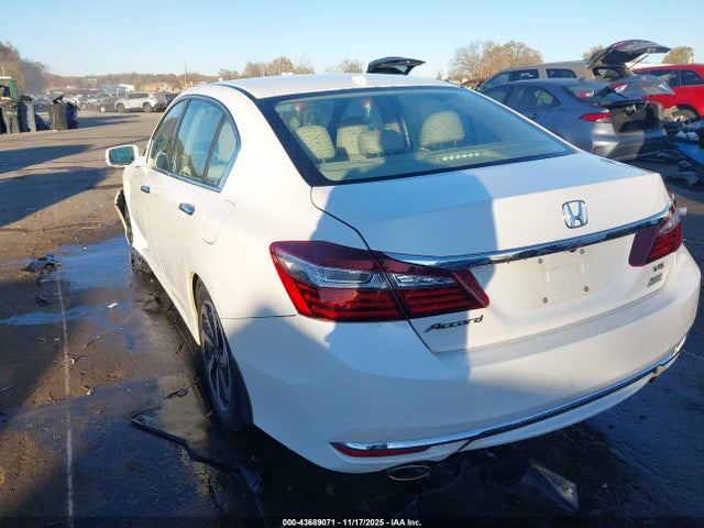 Aukcja sprzedaży 2017 Honda Accord Ex-l V6, vin: 1HGCR3F05HA008386, numer aukcji: 43689071