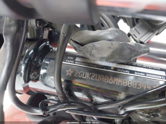 2021 MOTO GUZZI V7 ZGUKZUA08MM000344 Photo 9