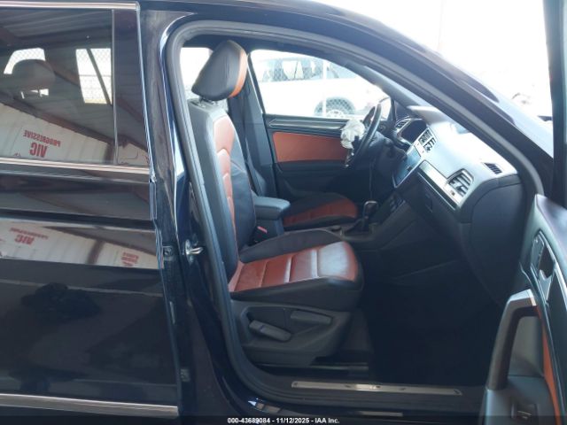 2018 VOLKSWAGEN TIGUAN 3VV4B7AX7JM190573 Photo 4