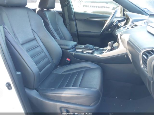 2017 LEXUS NX 200T JTJYARBZ0H2082566 Photo 4