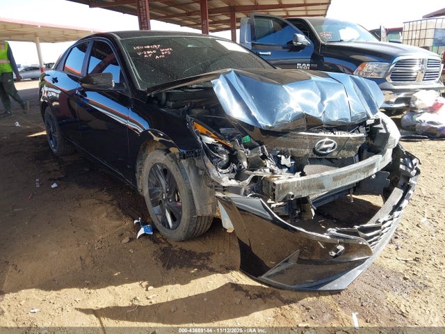 2022 HYUNDAI ELANTRA KMHLM4AG8NU242860