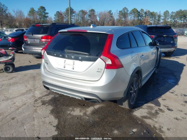 2016 VOLVO V60 CROSS COUNTRY YV4612HK7G1003441 Photo 3
