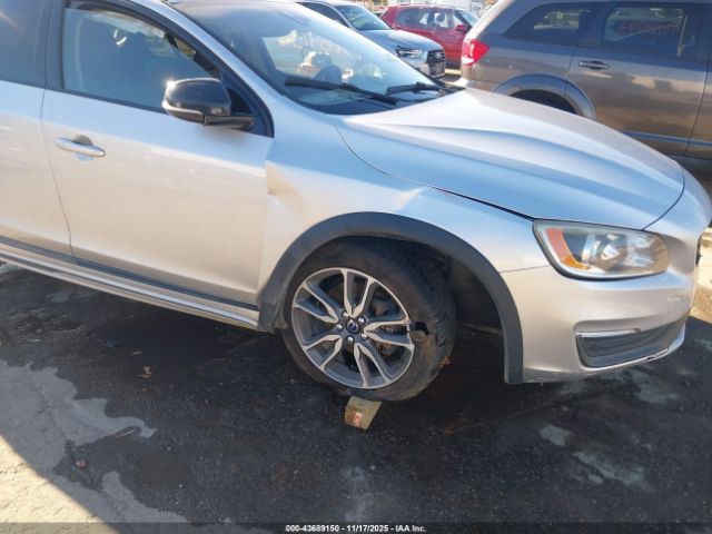 2016 VOLVO V60 CROSS COUNTRY YV4612HK7G1003441 Photo 5
