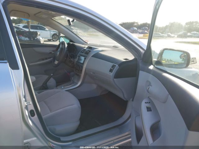 2013 TOYOTA COROLLA JTDBU4EE4DJ114284 Photo 4