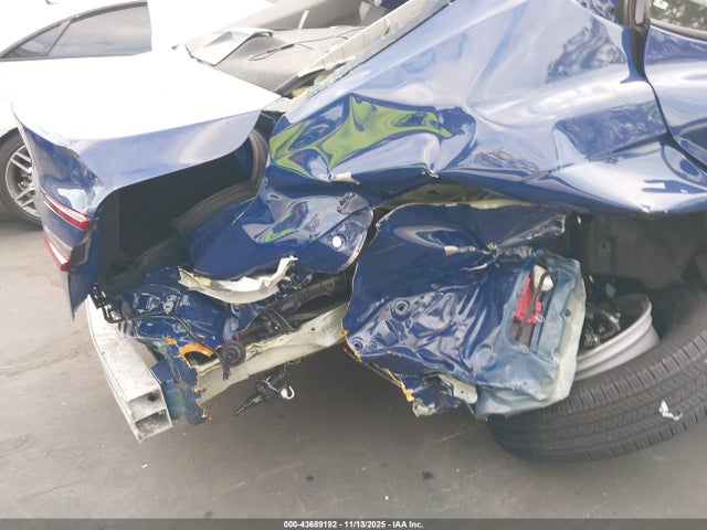Toyota CAMRY LE 2025 4T1DAACK7SU206845 Image 12