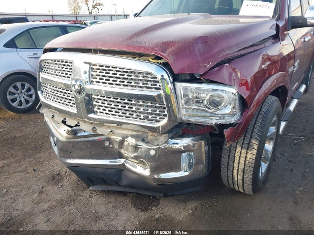 2017 Ram 1500 Laramie  4x4 5'7 Box მანქანა იყიდება აუქციონზე, vin: 1C6RR7NT2HS832570, აუქციონის ნომერი: 43689271