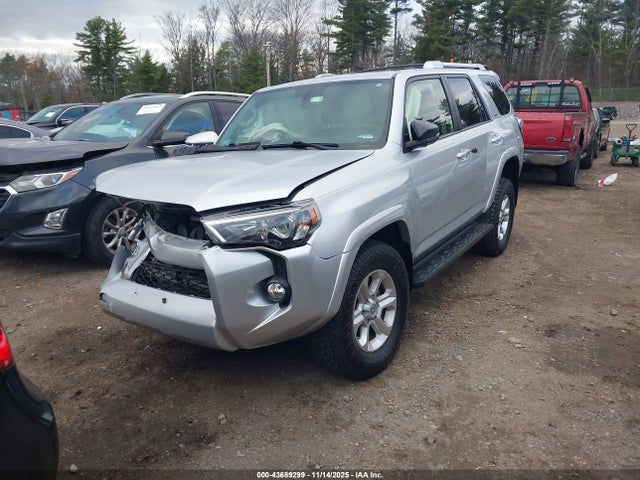 Toyota 4runner Sr5 Premium 2015 JTEBU5JR4F5244314 Image 2