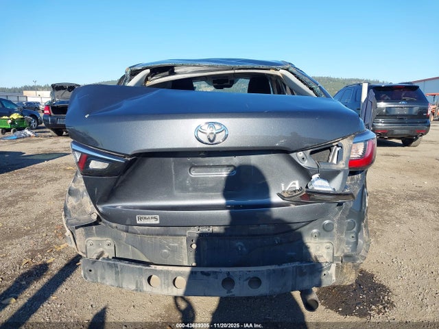 3MYDLBYV6HY185890 Toyota YARIS IA