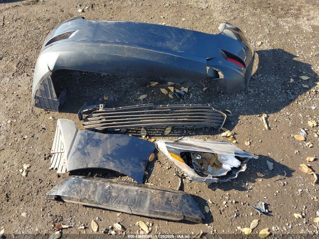 3MYDLBYV6HY185890 Toyota YARIS IA
