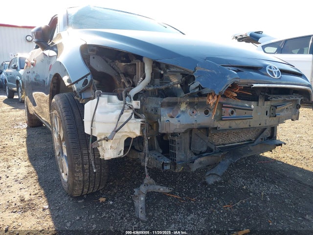 3MYDLBYV6HY185890 Toyota YARIS IA