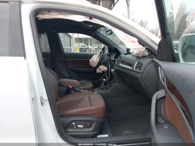 Продажа на аукционе авто 2017 Audi Q3 2.0t Premium, vin: WA1GCCFS7HR005519, номер лота: 43689325