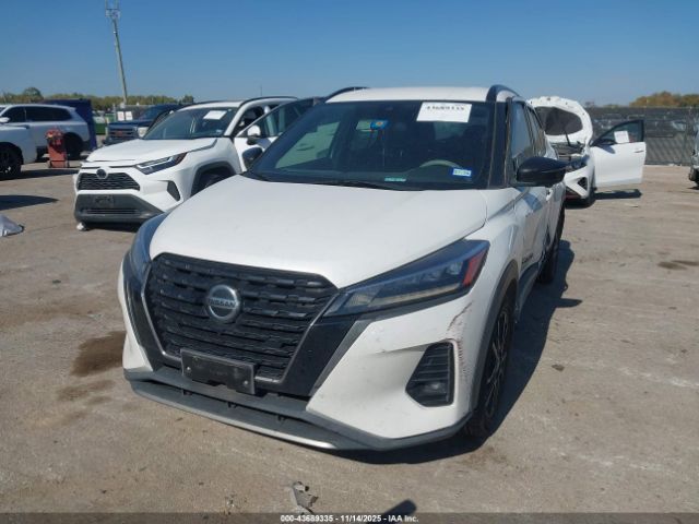 2021 NISSAN KICKS 3N1CP5DVXML515532 Photo 1