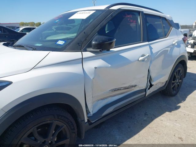 2021 NISSAN KICKS 3N1CP5DVXML515532 Photo 5