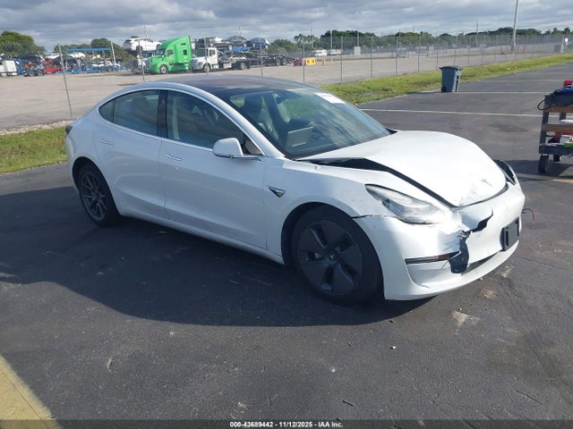 2018 TESLA MODEL 3 5YJ3E1EA3JF056314 Photo 0