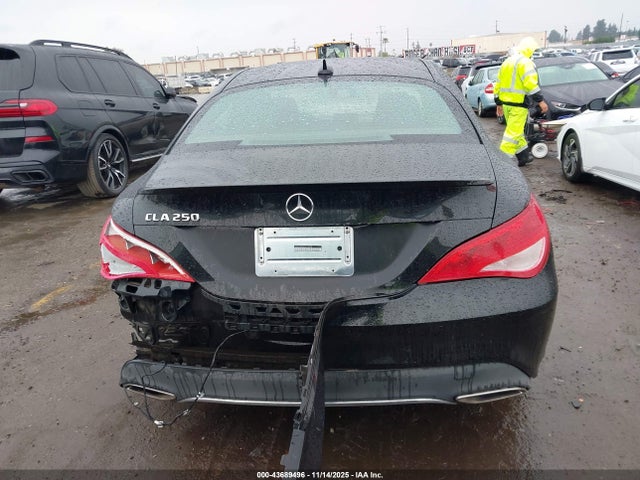 Mercedes-Benz CLA 250 2019 WDDSJ4EB5KN776255 Image 17