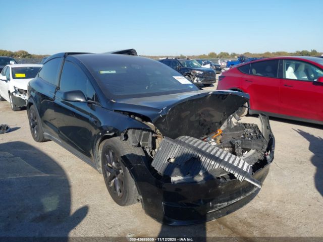 2022 TESLA MODEL X 7SAXCAE52NF345378