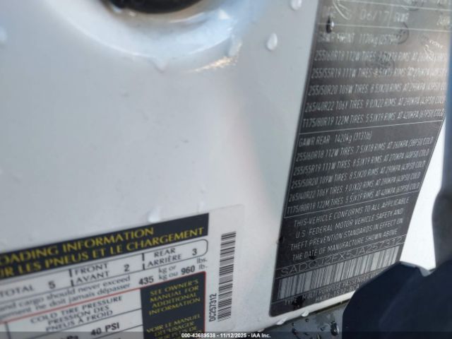 2018 JAGUAR F-PACE SADCJ2FX5JA257312 Photo 8